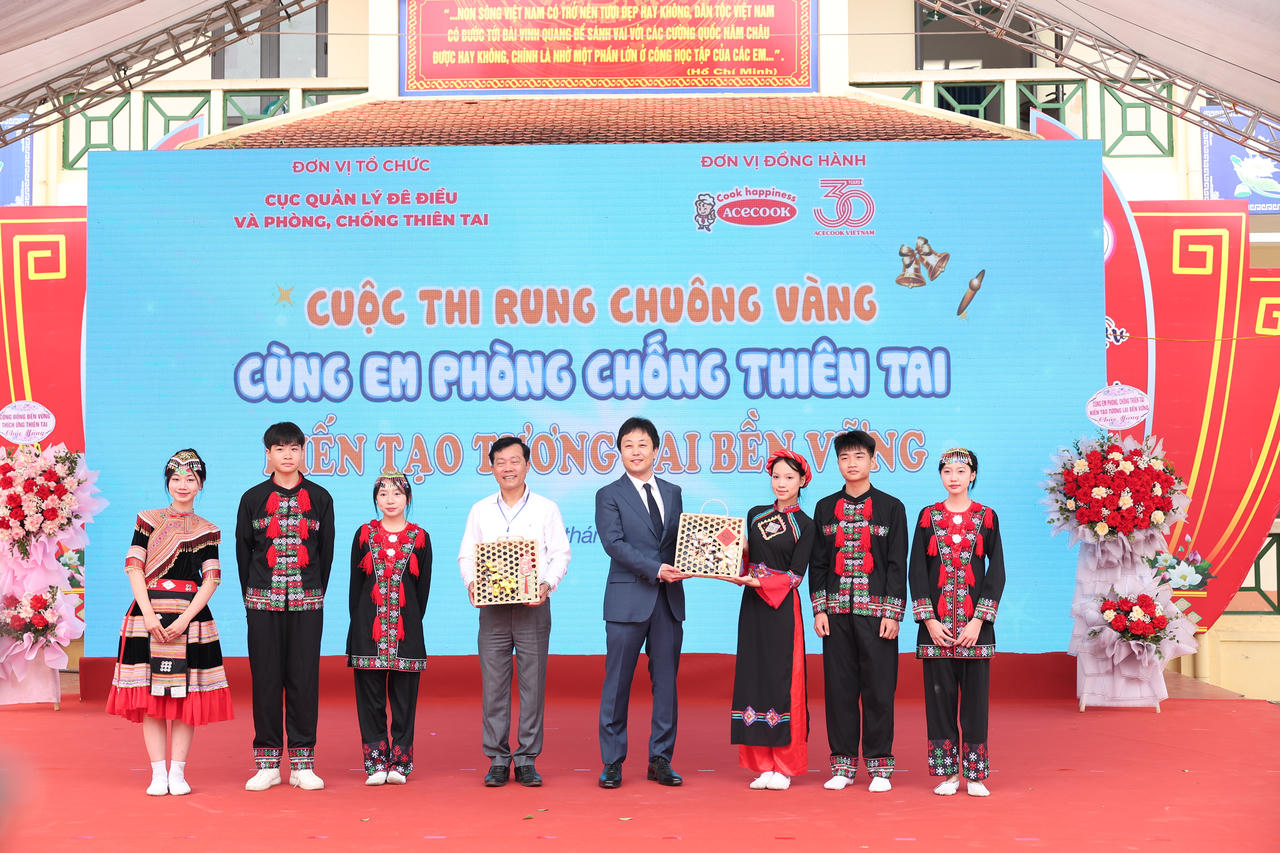 Lào Cai: Chung khảo Rung chuông vàng 'Cùng em phòng chống thiên tai, kiến tạo tương lai bền vững'