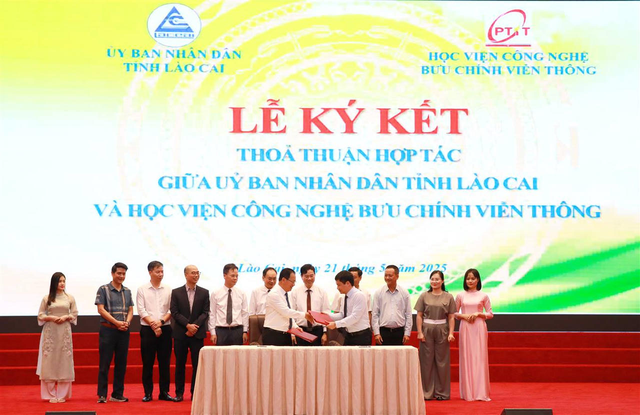 Lào Cai phát động Phong trào 'Bình dân học vụ số'