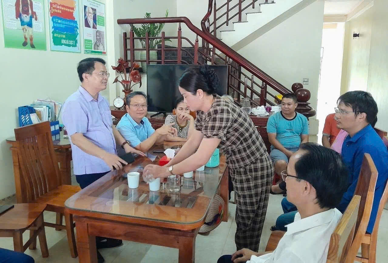 Chủ tịch UBND TP Lào Cai đối thoại với nhân dân về dự án đường sắt Lào Cai – Hà Nội – Hải Phòng 