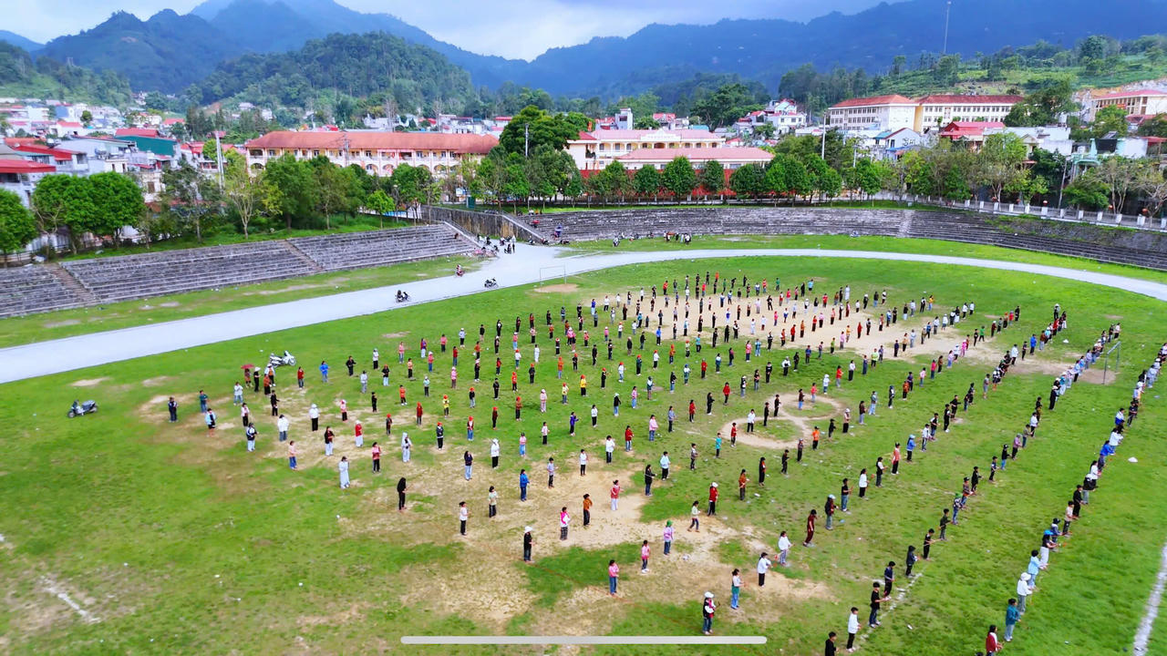 Sắp diễn ra màn múa gậy sinh tiền kỷ lục tại Cao nguyên trắng Bắc Hà