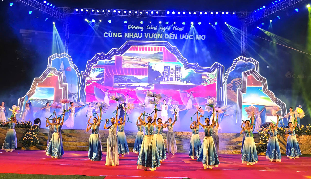 Lào Cai - Yên Bái cùng nhau vươn tới ước mơ