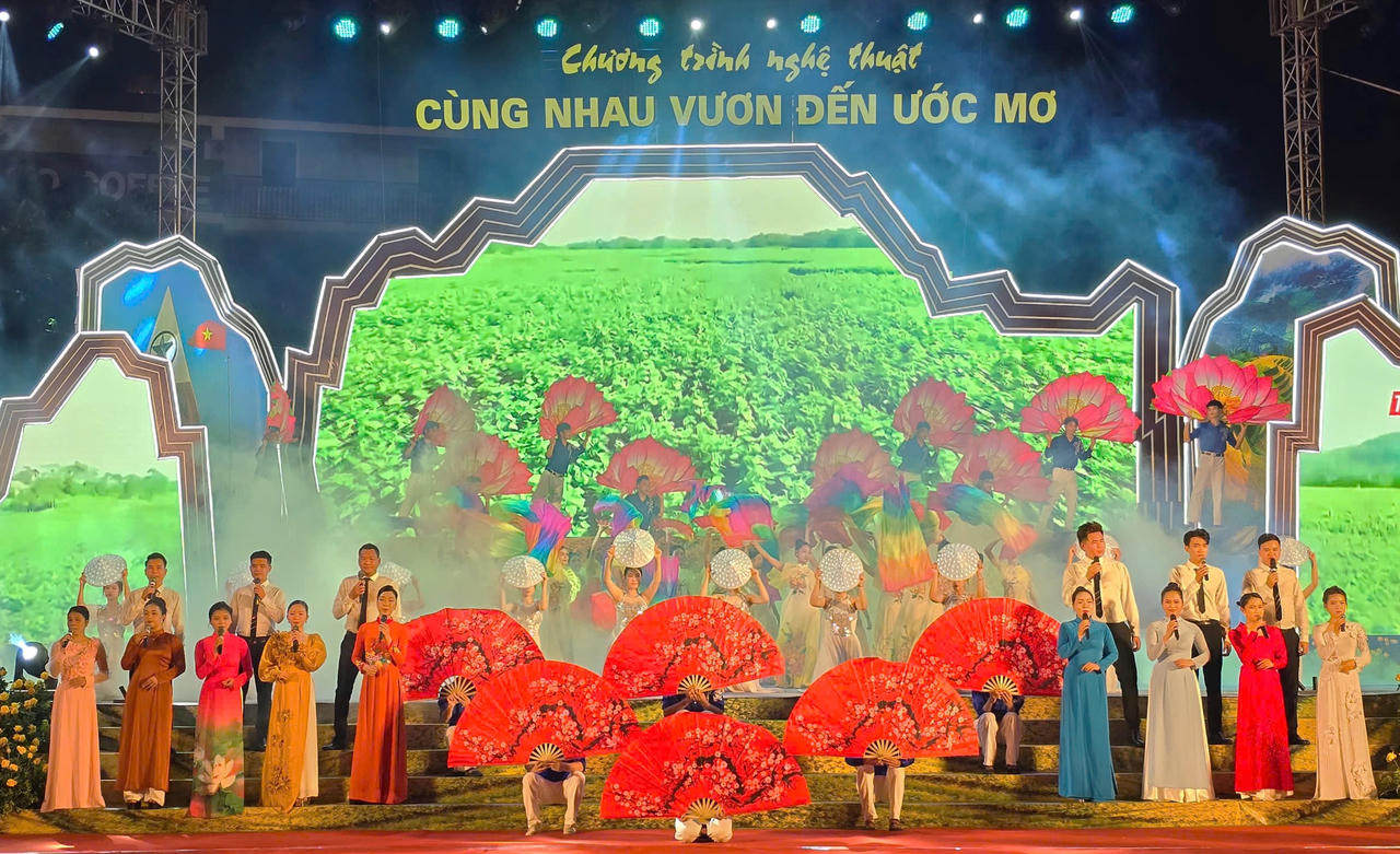 Lào Cai - Yên Bái cùng nhau vươn tới ước mơ