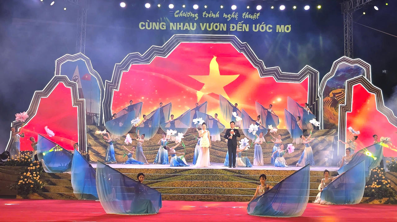 Lào Cai - Yên Bái cùng nhau vươn tới ước mơ