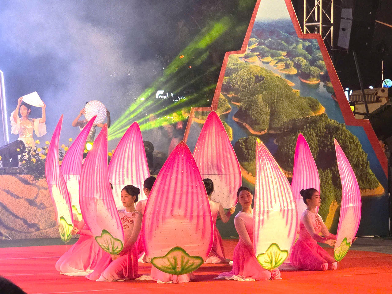 Lào Cai - Yên Bái cùng nhau vươn tới ước mơ