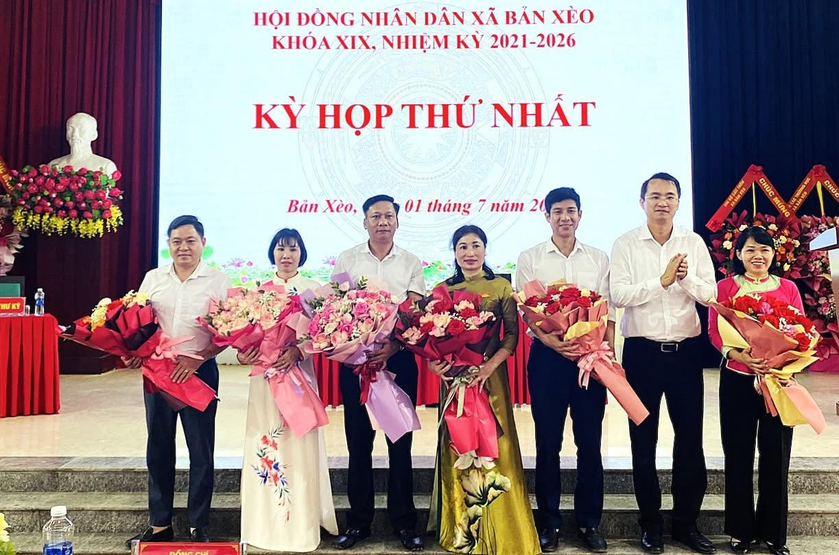 Lào Cai ngày đầu vận hành chính quyền hai cấp diễn ra ổn định, hiệu quả