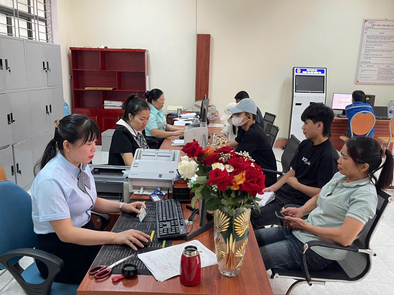 Lào Cai ngày đầu vận hành chính quyền hai cấp diễn ra ổn định, hiệu quả