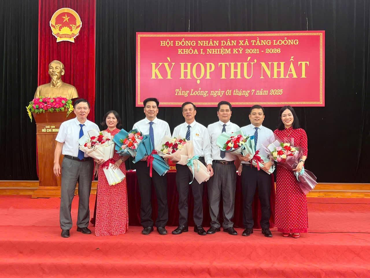 Lào Cai ngày đầu vận hành chính quyền hai cấp diễn ra ổn định, hiệu quả