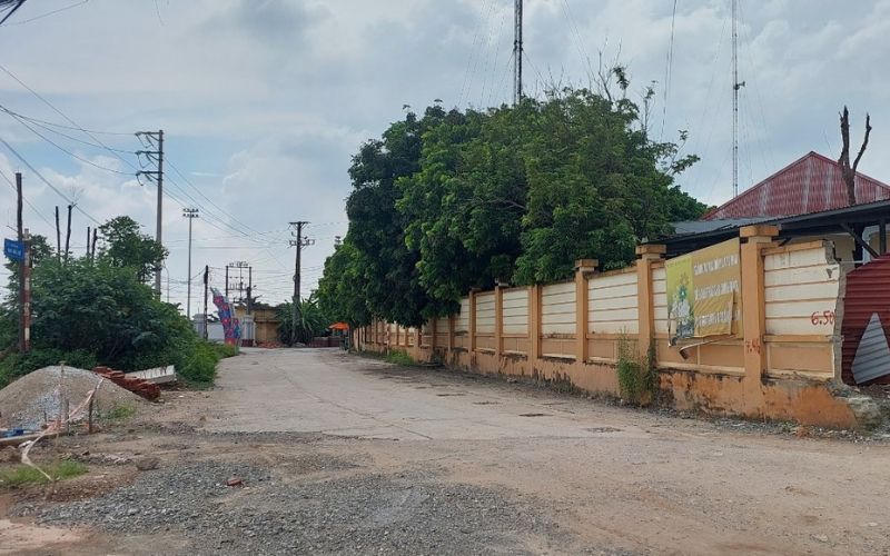 Nhếch nhác, tiềm ẩn nguy cơ tai nạn giao thông tại dự án đường Mai Hắc Đế (Vĩnh Phúc) 