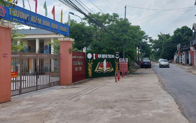 Nhếch nhác, tiềm ẩn nguy cơ tai nạn giao thông tại dự án đường Mai Hắc Đế (Vĩnh Phúc) 