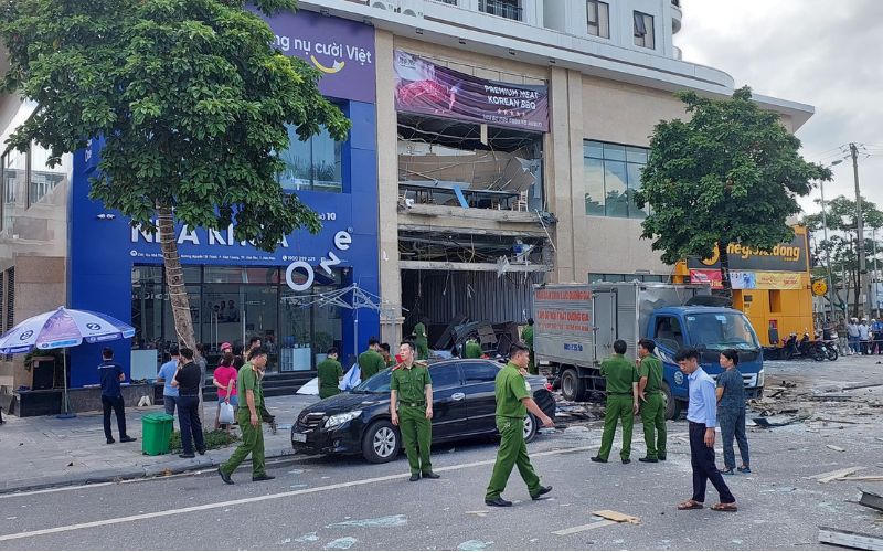 Chuyển 6 nạn nhân vụ nổ ở Vĩnh Phúc xuống Bệnh viện Bỏng Quốc gia