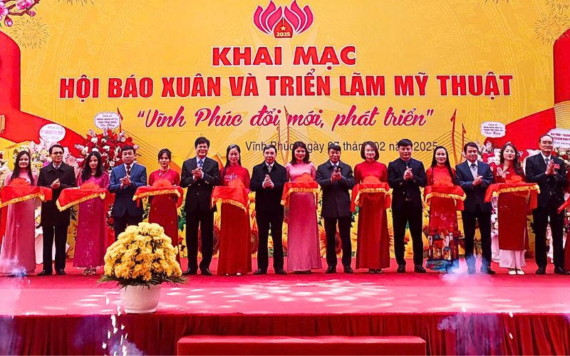 Vĩnh Phúc khai mạc Hội báo Xuân Ất Tỵ 2025