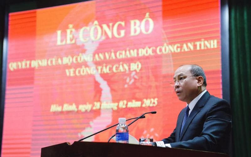 Gần 1.000 cán bộ, chiến sĩ công an tỉnh Hoà Bình nhận nhiệm vụ mới