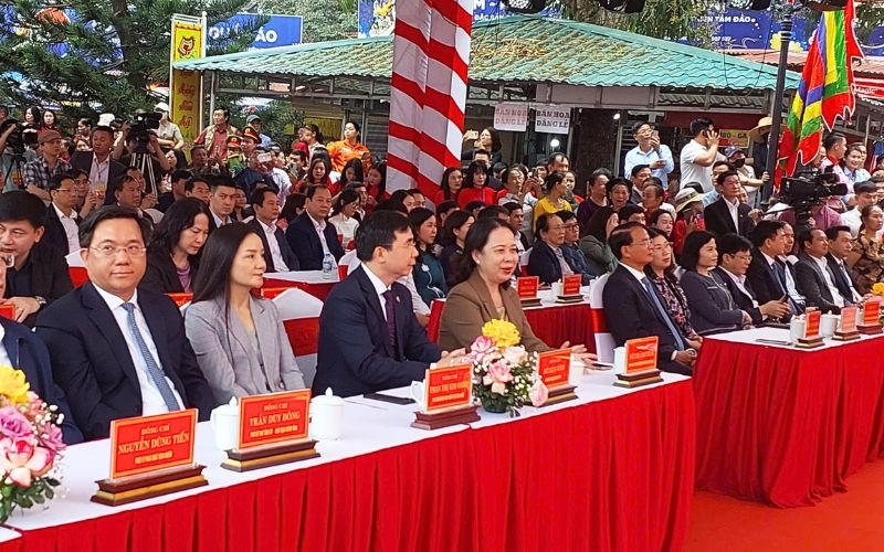 Phó Chủ tịch nước Võ Thị Ánh Xuân dự khai mạc Lễ hội Tây Thiên