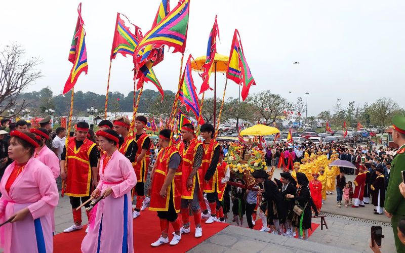 Phó Chủ tịch nước Võ Thị Ánh Xuân dự khai mạc Lễ hội Tây Thiên