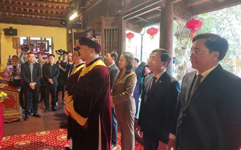 Phó Chủ tịch nước Võ Thị Ánh Xuân dự khai mạc Lễ hội Tây Thiên