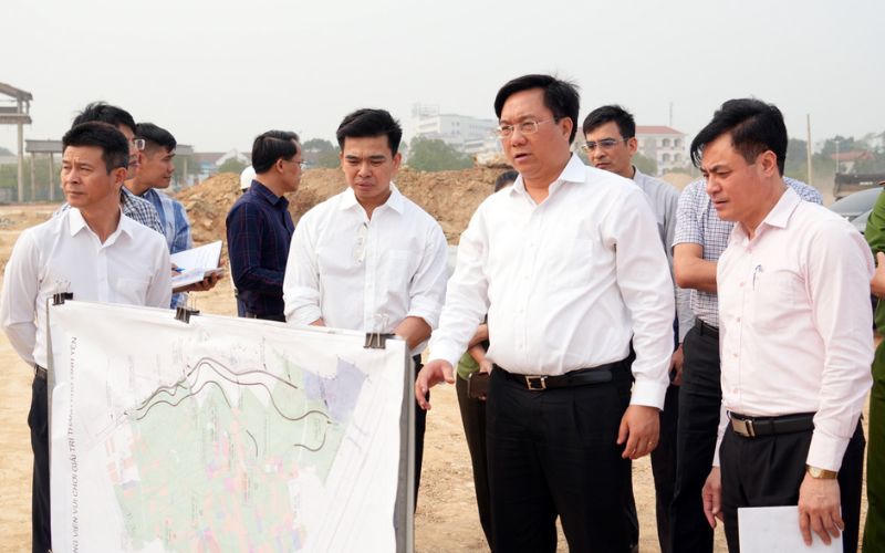 Đưa dự án công viên giải trí và sân vận động TP Vĩnh Yên vào hoạt động trong tháng 10