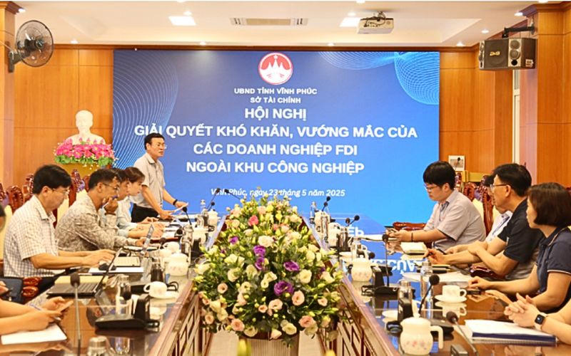 Vĩnh Phúc đồng hành cùng doanh nghiệp tháo gỡ khó khăn, vướng mắc