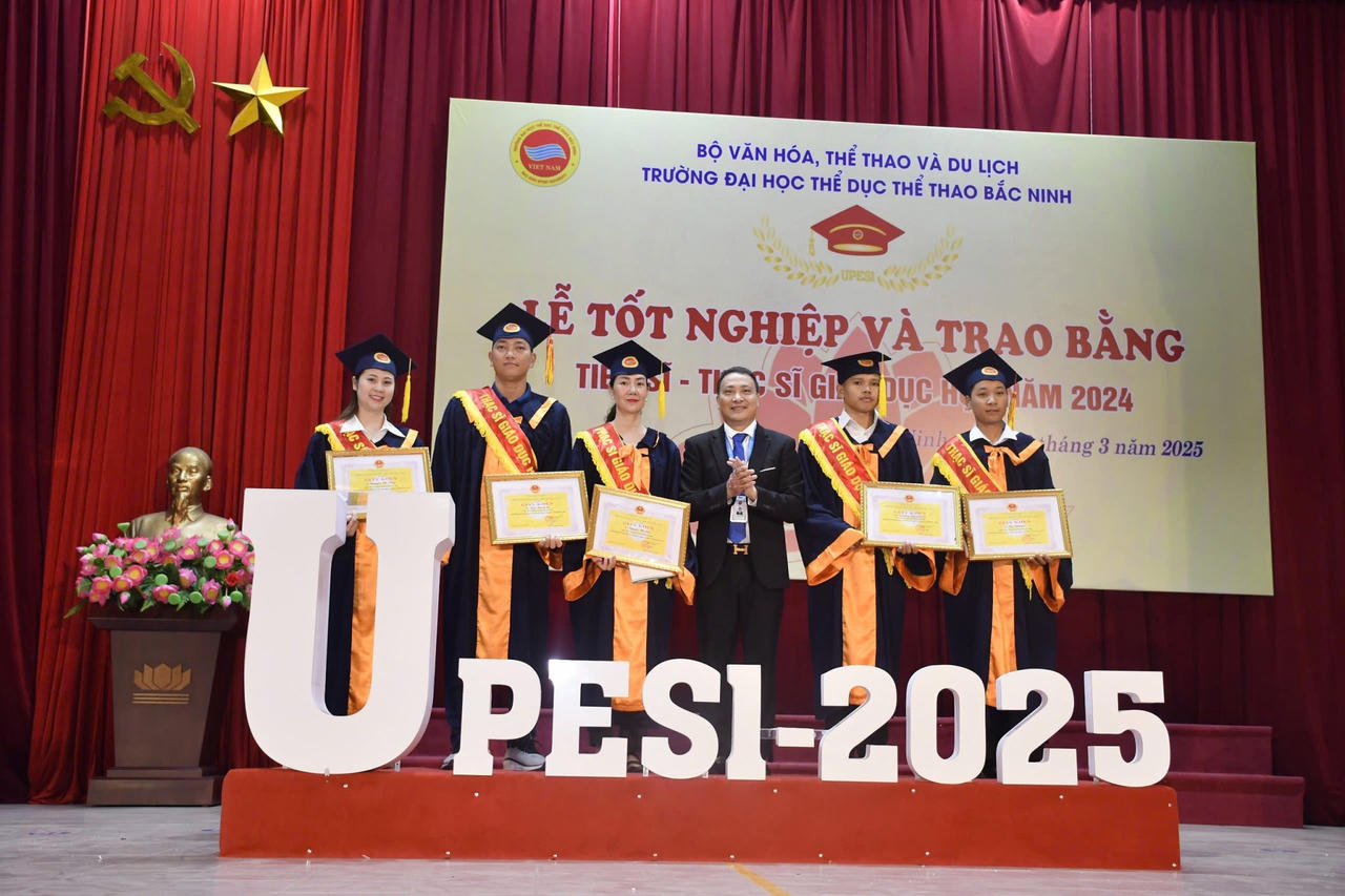 Trường Đại học TDTT Bắc Ninh trao bằng Tiến sĩ, Thạc sĩ giáo dục học năm 2025