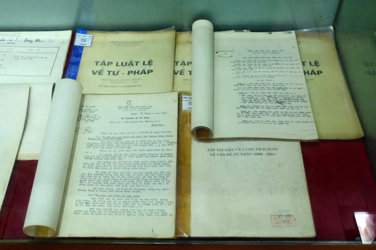 Ngành Tư pháp Việt Nam - 80 năm lớn mạnh cùng đất nước - Bài 2: Chiến đấu với quân thù bằng khí giới tư pháp