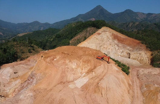 Phú Thọ: Doanh nghiệp khai thác khoáng sản ngang nhiên bất chấp luật pháp?