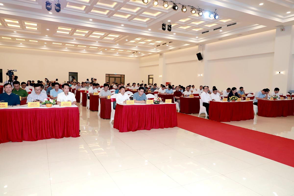 Hà Giang bàn giải pháp thúc đẩy chuyển đổi số