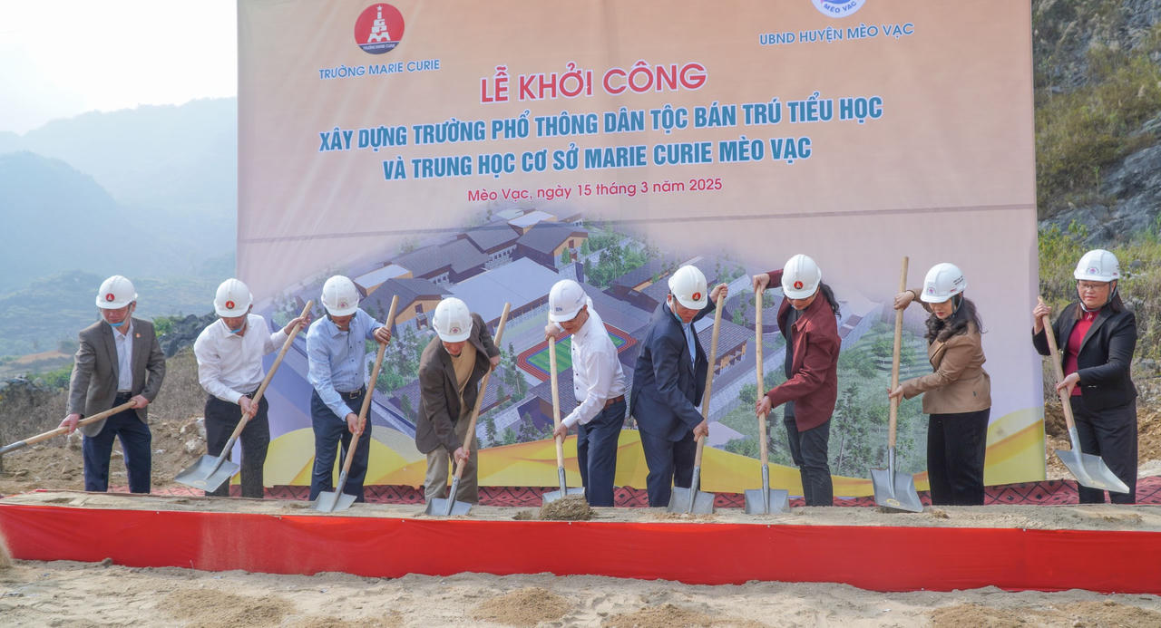 Chi 100 tỉ đồng xây trường học tặng huyện biên giới ở Hà Giang