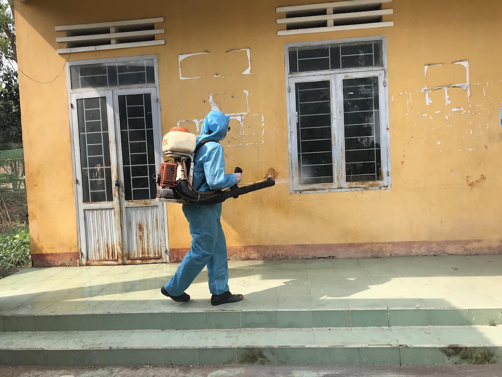 Trại giam Gia Trung cùng dân phòng dịch bệnh