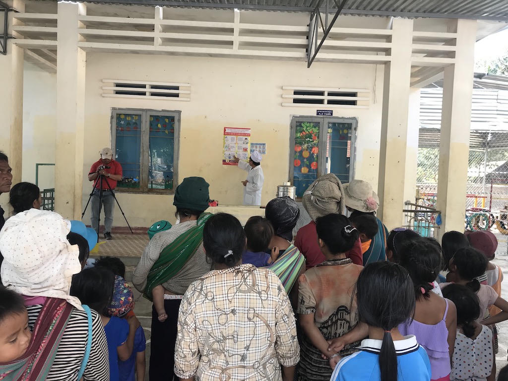 Trại giam Gia Trung cùng dân phòng dịch bệnh