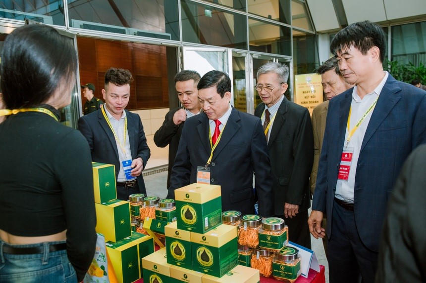 Ngày Hội Kết Nối Kinh Doanh, Doanh Nghiệp Hoàng - Huỳnh Việt Nam