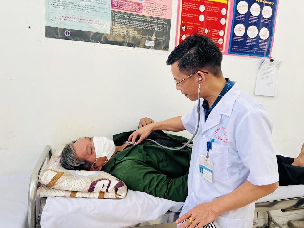 Lạng Sơn: Ưu tiên phát triển y tế cho đồng bào dân tộc thiểu số và miền núi