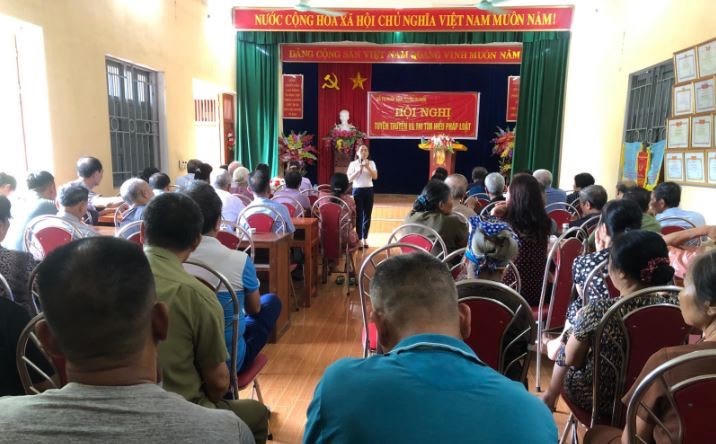 Tuyên Quang phấn đấu 100% cán bộ làm công tác dân tộc được phổ biến, giáo dục pháp luật