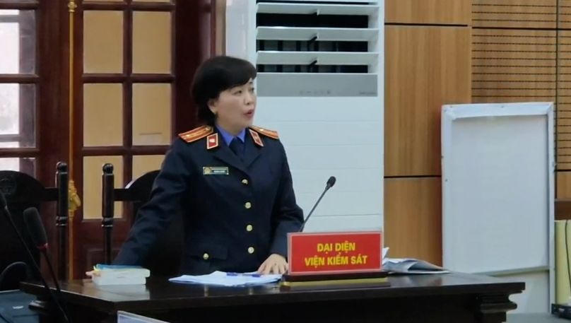 Xét xử phúc thẩm vụ chống người thi hành công vụ ở Yên Bái: Tranh luận nảy lửa, án vẫn chưa được tuyên.