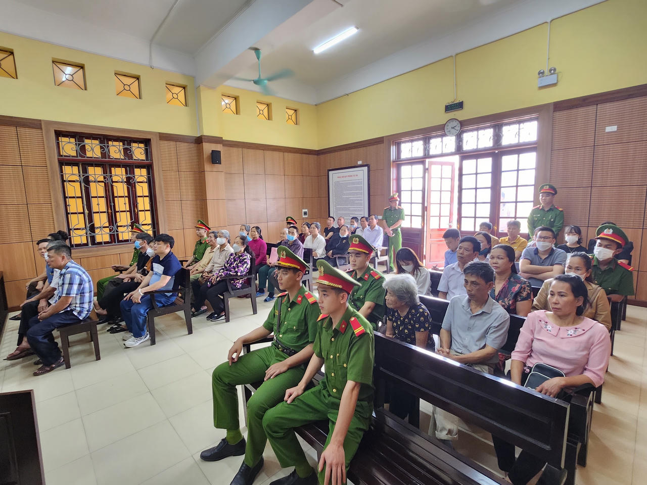 Tuyên án vụ chống người thi hành công vụ ở Yên Bái