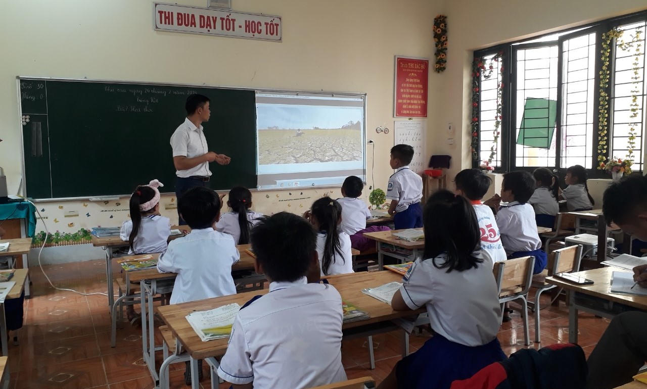 Trường PTDTBT Tiểu học số 1 Na Sang: Thích ứng linh loạt để phòng chống dịch bệnh nâng cao chất lượng giáo dục trong hoàn cảnh mới