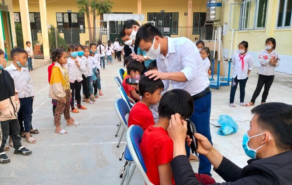 Trường PTDTBT Tiểu học số 1 Na Sang: Thích ứng linh loạt để phòng chống dịch bệnh nâng cao chất lượng giáo dục trong hoàn cảnh mới