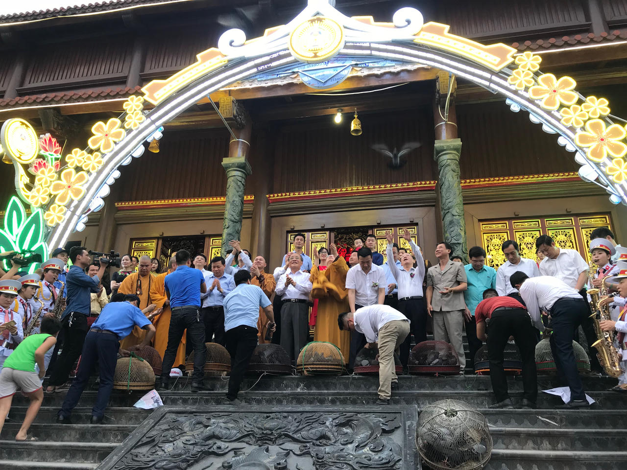 Tập đoàn Hanaka tổ chức khánh thành chùa Thánh Quang và Bảo Tháp Đại Bi Kim Cương