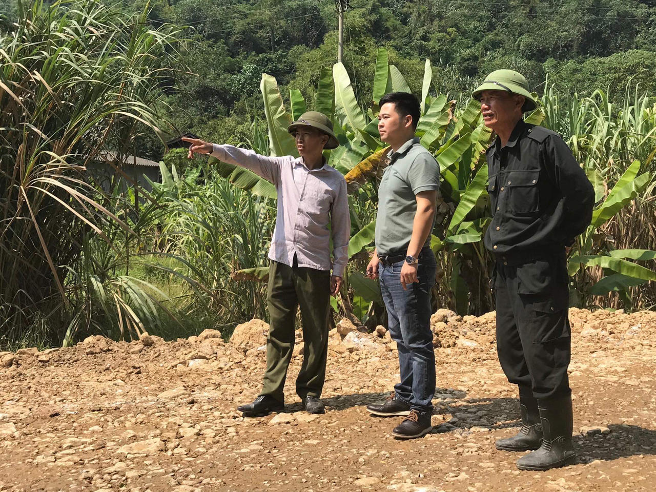 Triển khai Dự án khai thác mỏ vàng Khắc Kiệm, người dân được hưởng nhiều lợi ích từ doanh nghiệp