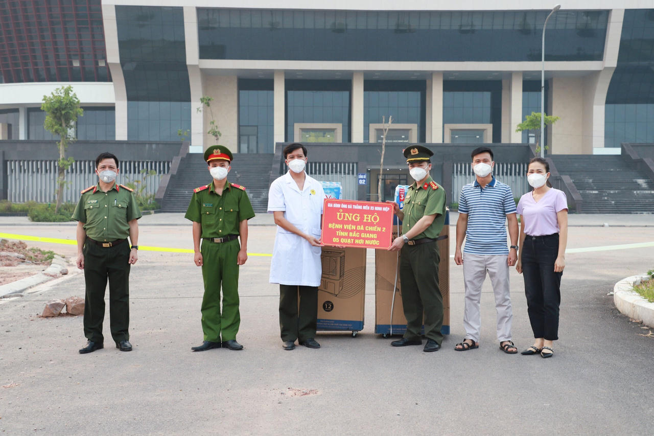 Cảm kích 'Tâm thư thời chiến COVID -19' của Thượng tá Công an Bắc Giang 