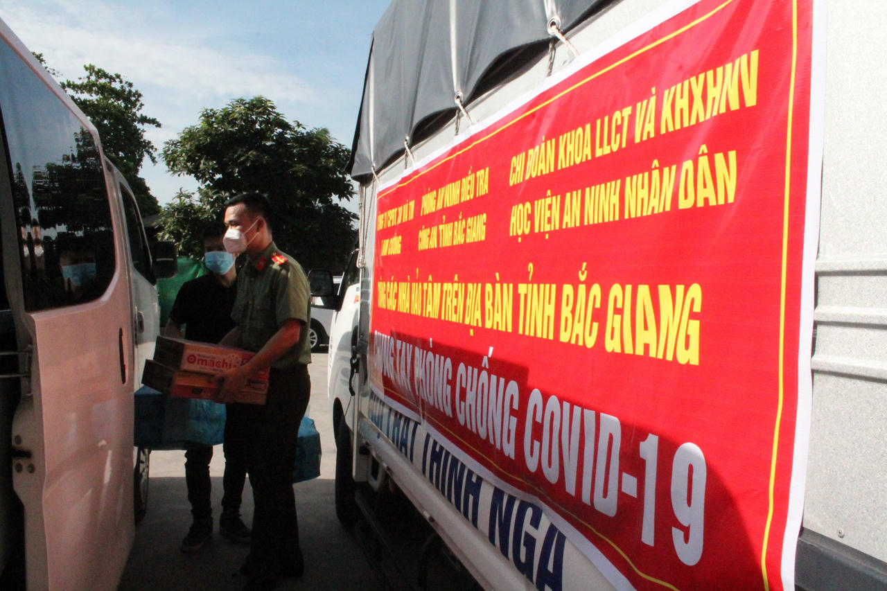 Những phóng viên không chuyên trên ‘chiến trường’ chống dịch COVID - 19 tại Bắc Giang