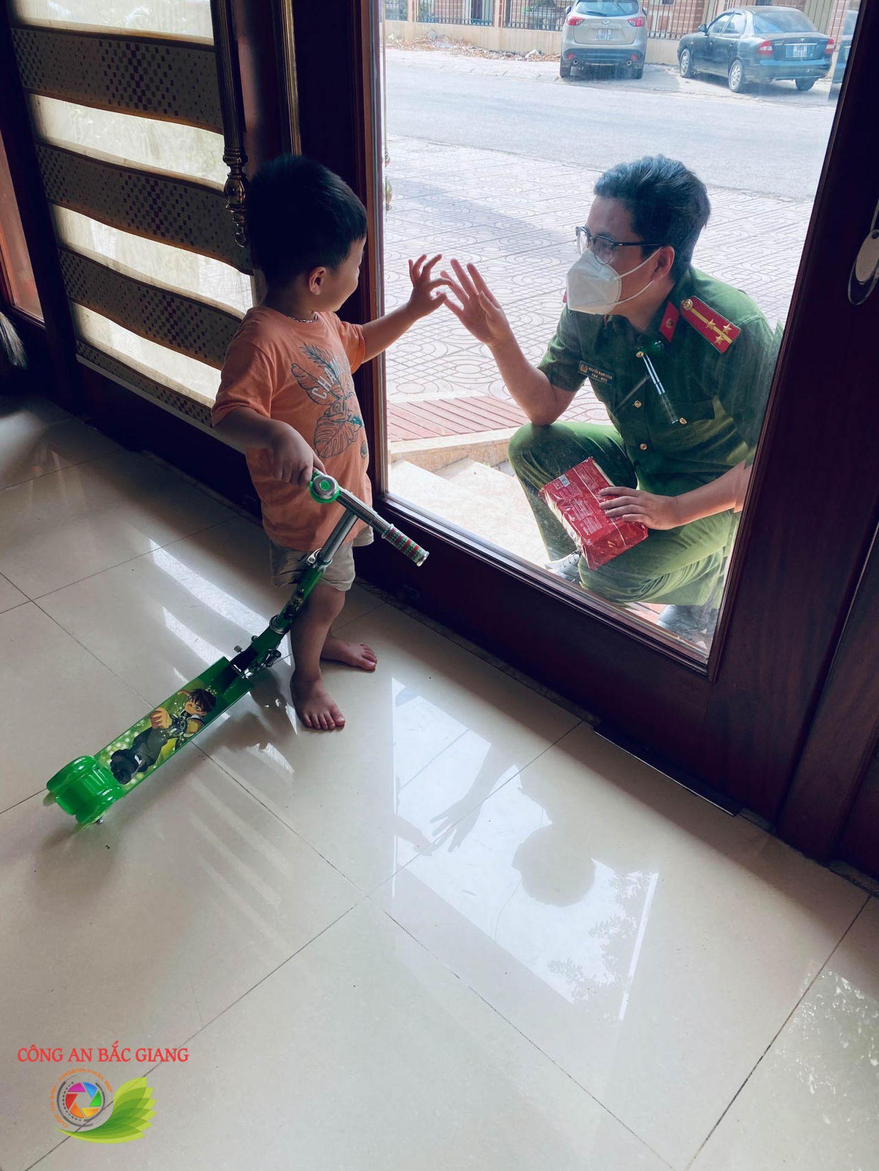 Những phóng viên không chuyên trên ‘chiến trường’ chống dịch COVID - 19 tại Bắc Giang