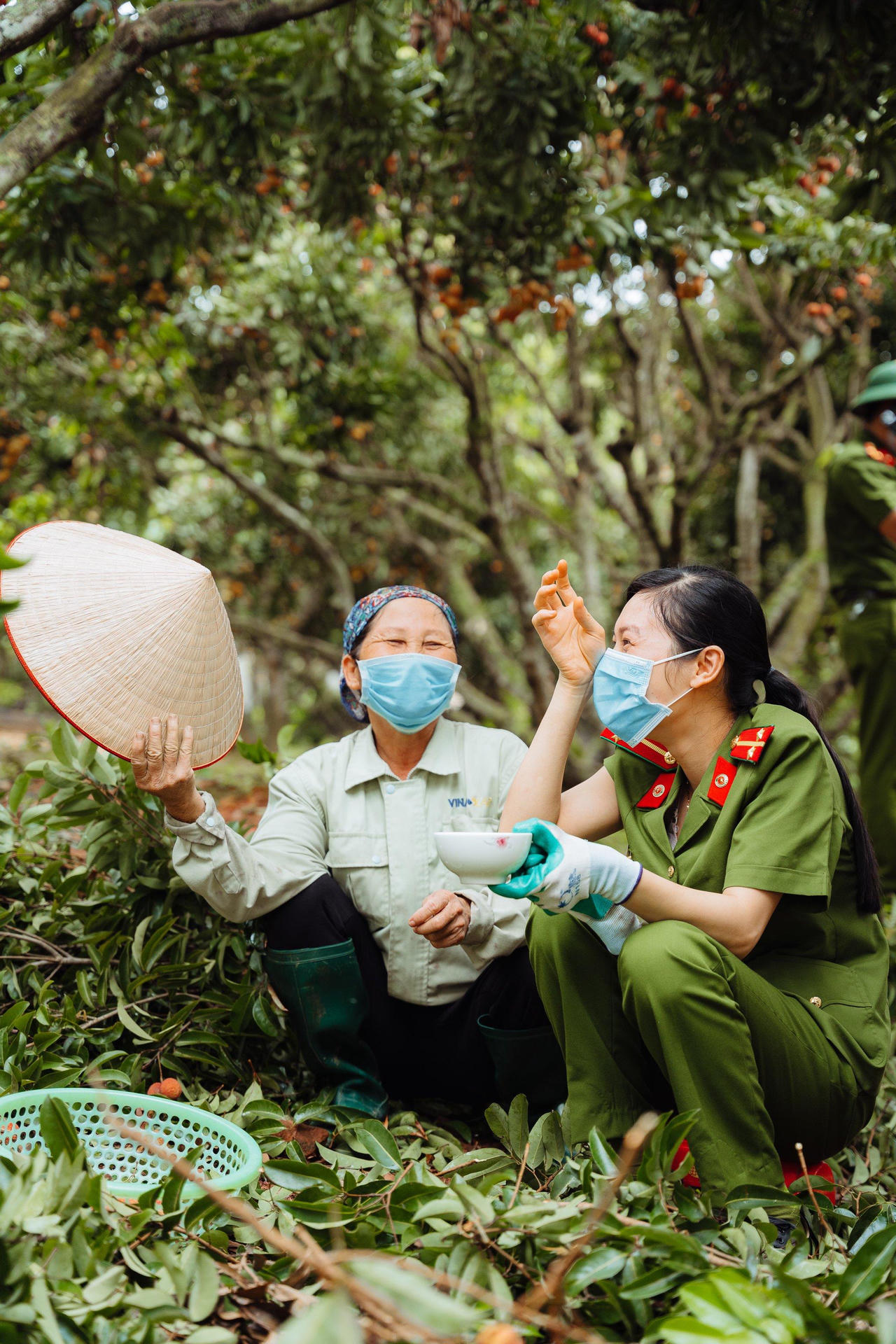 Công an Lạng Giang thực hiện xuất sắc 'nhiệm vụ kép' vừa chống dịch, vừa đảm bảo an ninh trật tự