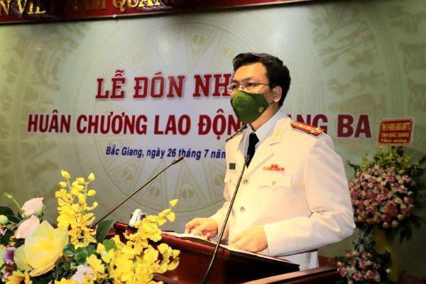 Công an tỉnh Bắc Giang đón nhận Huân chương lao động hạng Ba
