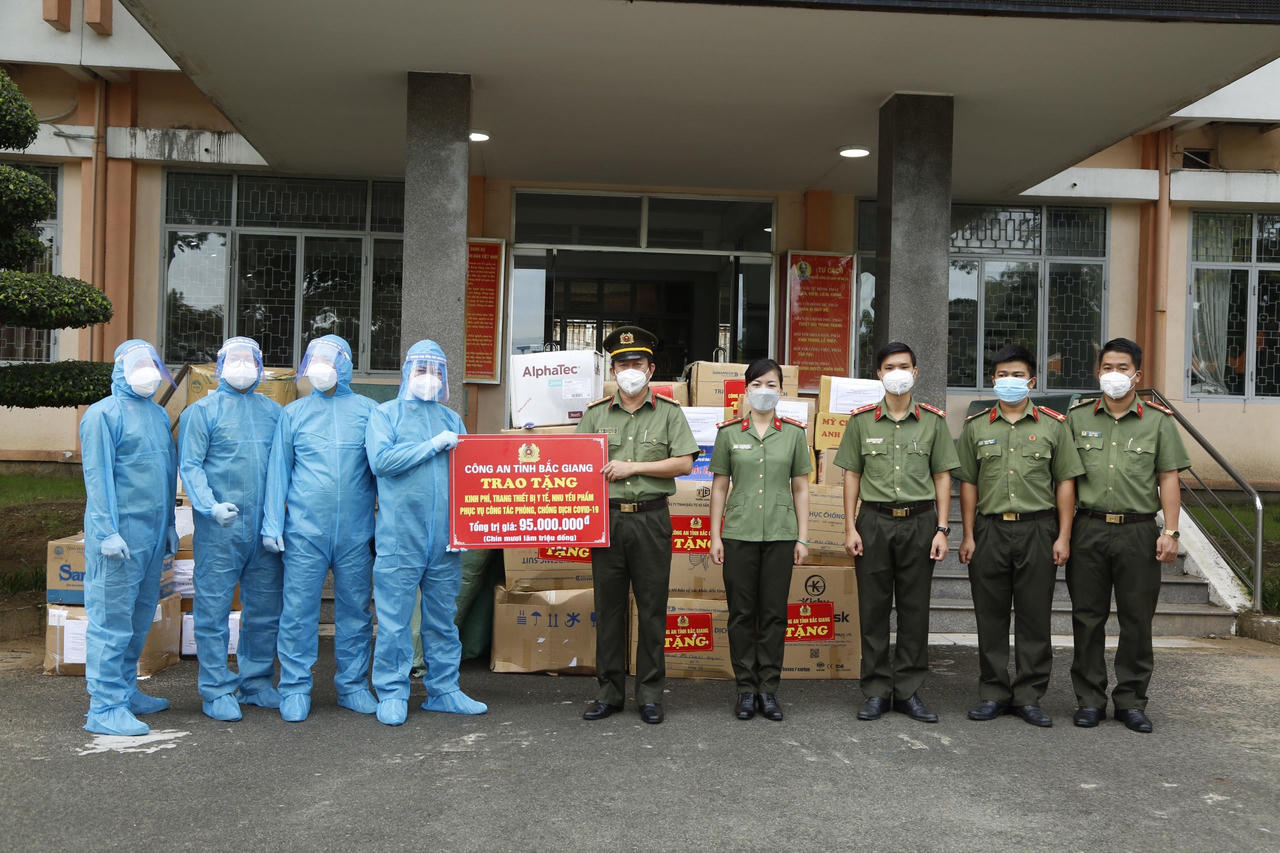 Công an tỉnh Bắc Giang ‘gặt hái’ nhiều thắng lợi trong thực hiện 'nhiệm vụ kép'