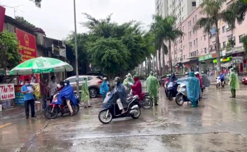 Công an xã Tả Thanh Oai (Hà Nội) thực hiện tốt ‘nhiệm vụ kép’