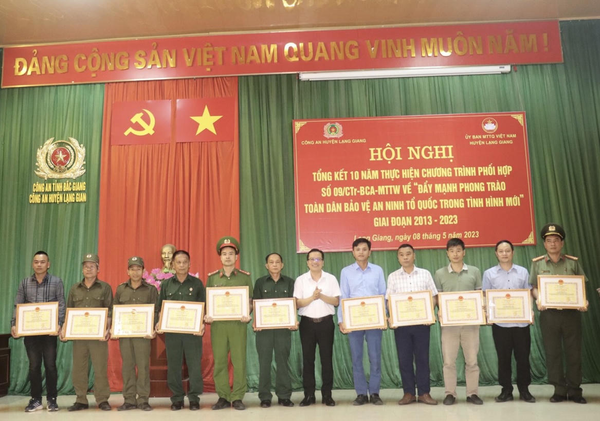 Công tác phối hợp “toàn dân bảo vệ an ninh Tổ quốc” tại Lạng Giang ngày càng hiệu quả
