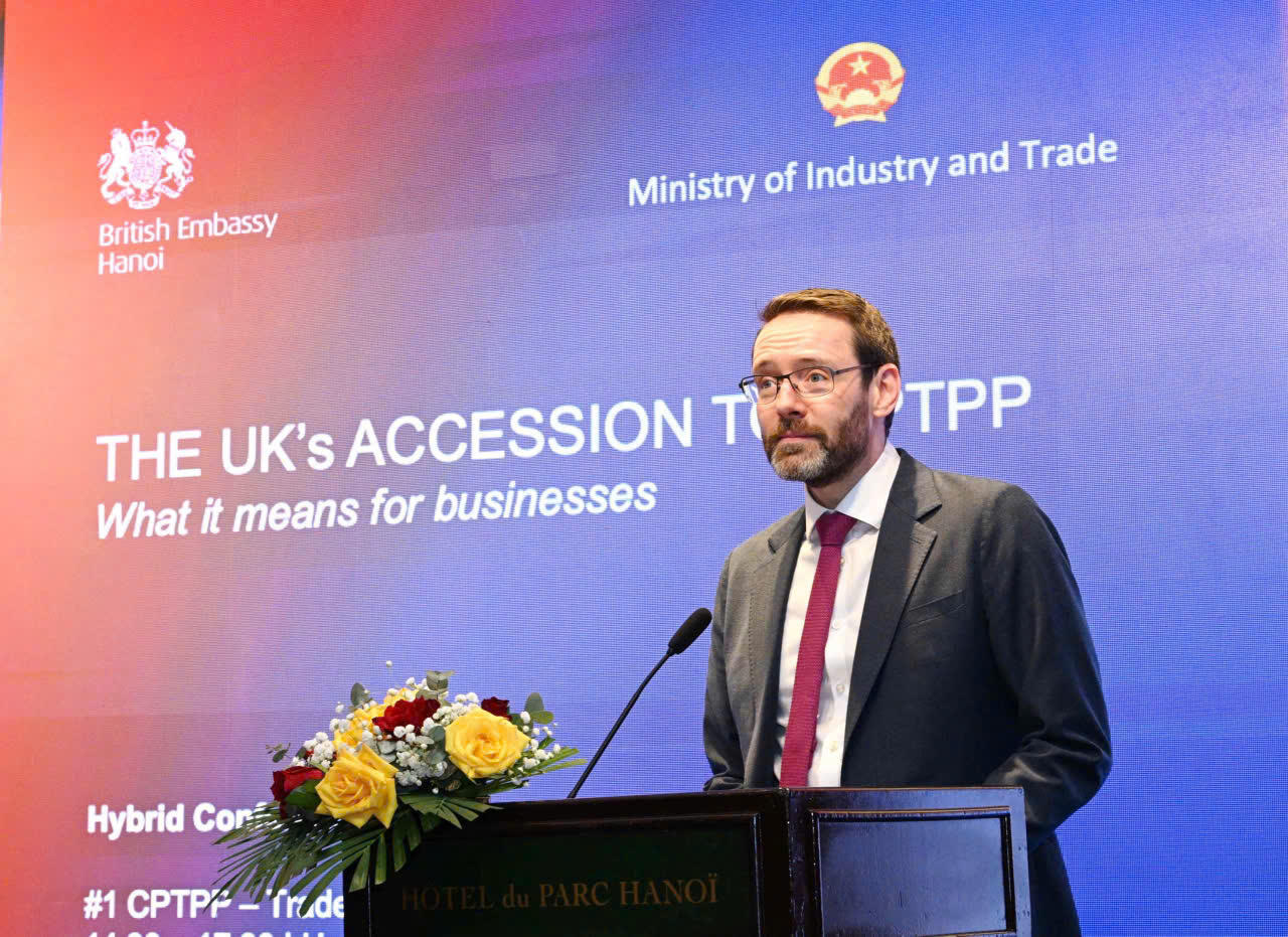 Bộ Công thương ký bản ghi nhớ hợp tác với Anh về phòng chống hàng hóa giả mạo và xâm phạm quyền sở hữu trí tuệ