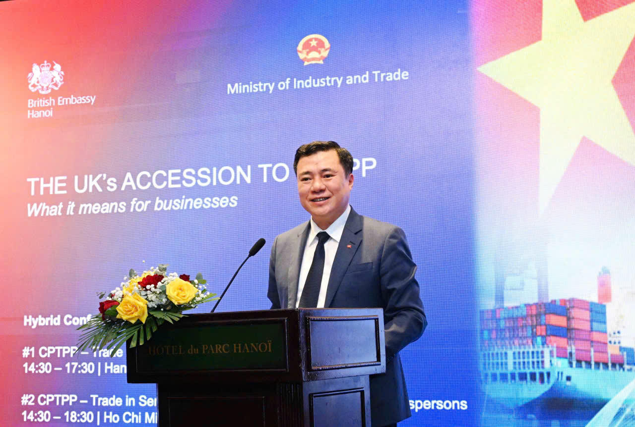 Bộ Công thương ký bản ghi nhớ hợp tác với Anh về phòng chống hàng hóa giả mạo và xâm phạm quyền sở hữu trí tuệ