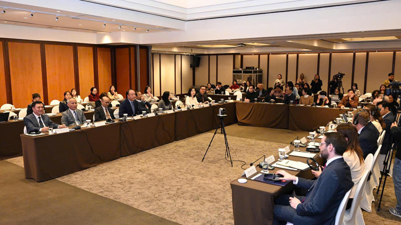 Bộ Công thương ký bản ghi nhớ hợp tác với Anh về phòng chống hàng hóa giả mạo và xâm phạm quyền sở hữu trí tuệ