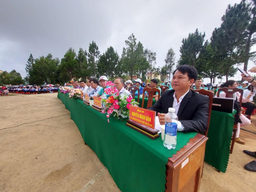 Báo Pháp luật Việt Nam tổ chức Đoàn caravan Tuyên truyền phổ biến pháp luật và An toàn giao thông tại Đắk Nông