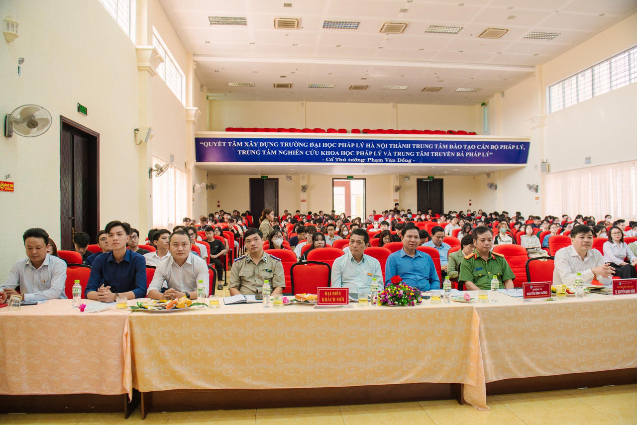 Phân hiệu Trường Đại học Luật Hà Nội tại Đắk Lắk tổ chức Tọa đàm An ninh trật tự và tội phạm trong môi trường giáo dục hiện nay 